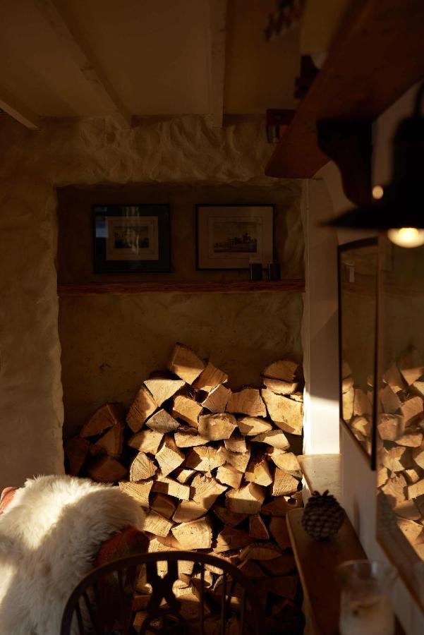 The Dog & Gun Inn Netheravon Экстерьер фото